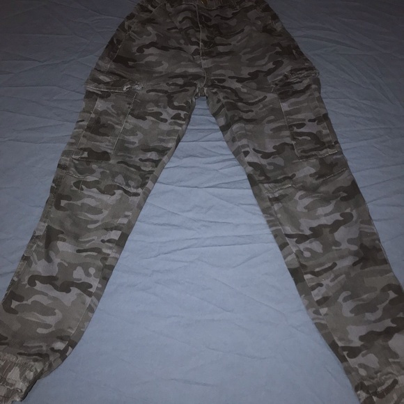 Black and blue cargo pants, size 12 cotton 85%, for causal occasions - Picture 3 of 3